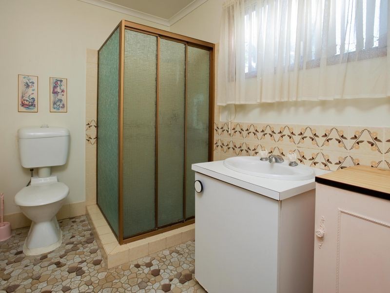 18 Iando Street, Coombabah QLD 4216