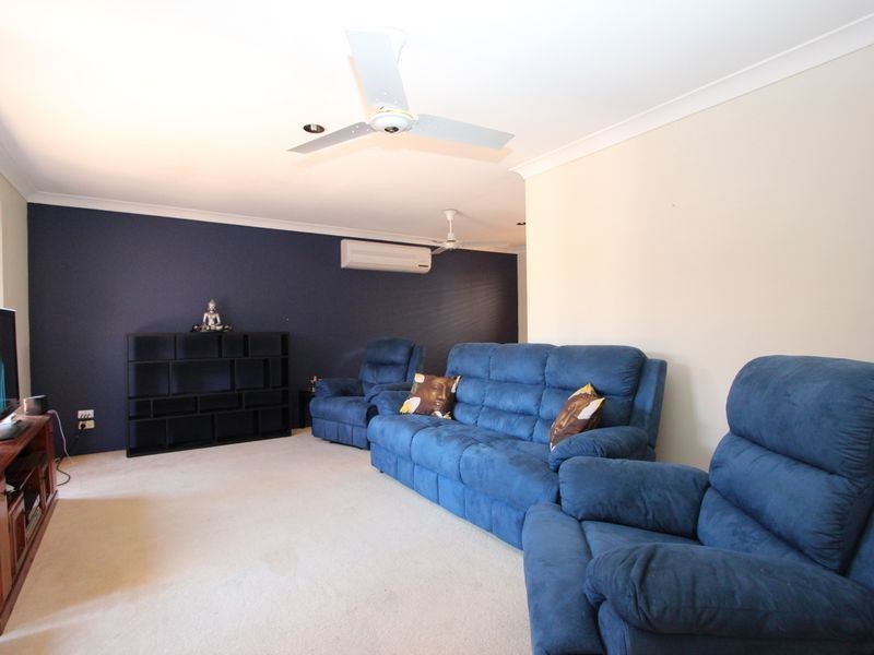 155 Paradise Pde, Hollywell QLD 4216