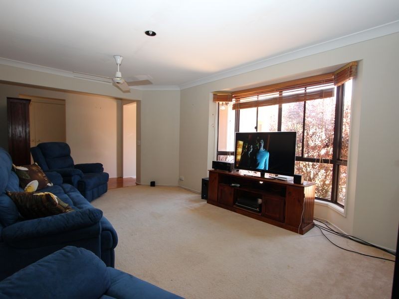 155 Paradise Pde, Hollywell QLD 4216