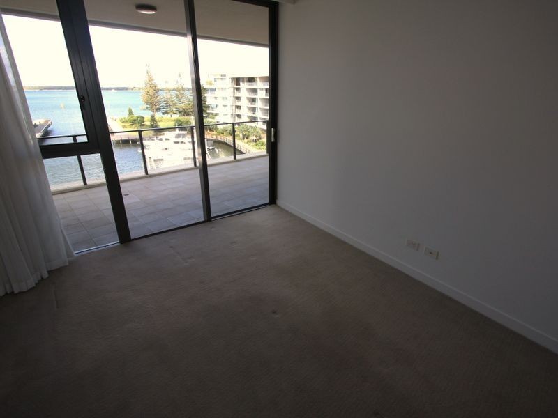 4504/323 Bayview Street, Hollywell QLD 4216