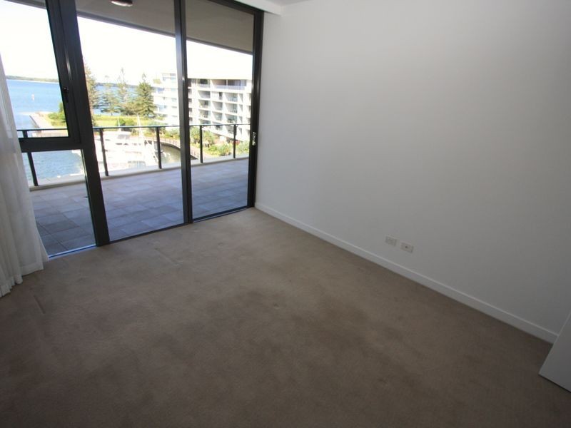 4504/323 Bayview Street, Hollywell QLD 4216