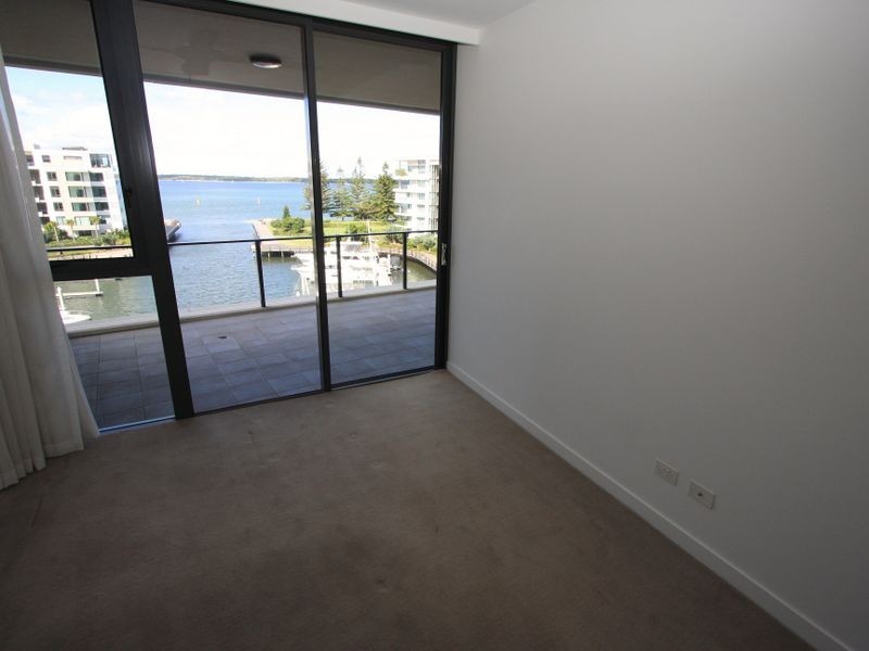 4504/323 Bayview Street, Hollywell QLD 4216