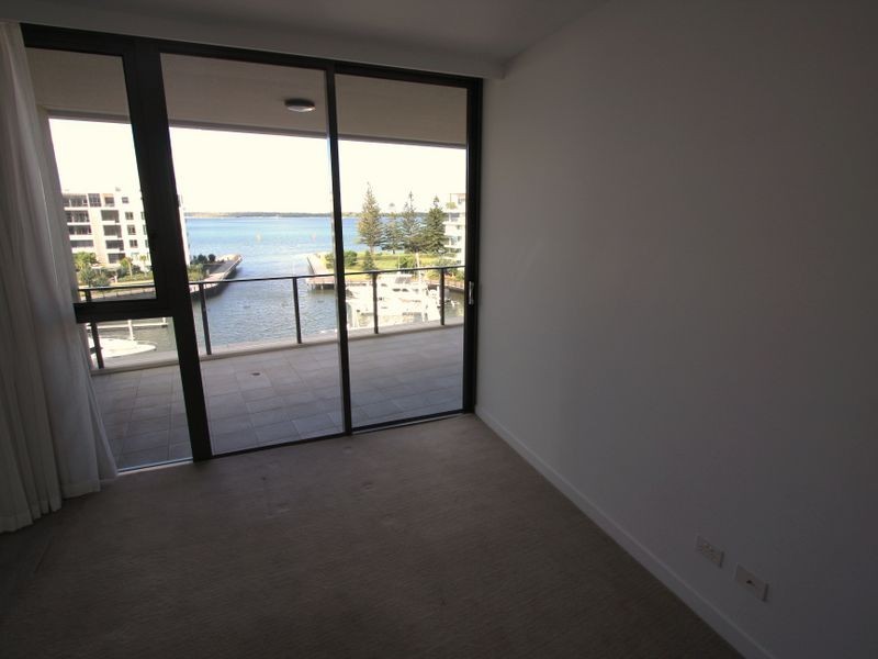 4504/323 Bayview Street, Hollywell QLD 4216