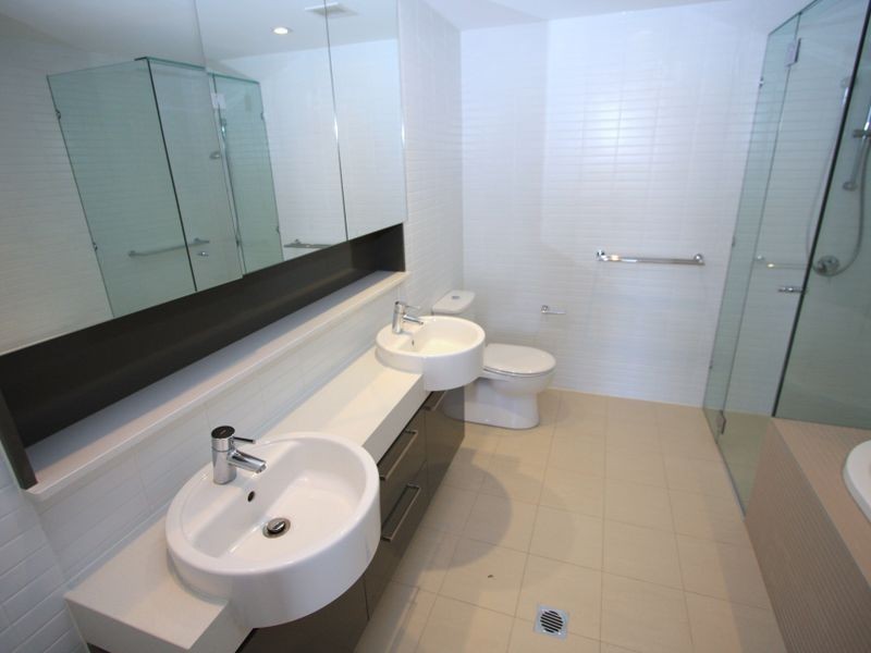 4504/323 Bayview Street, Hollywell QLD 4216