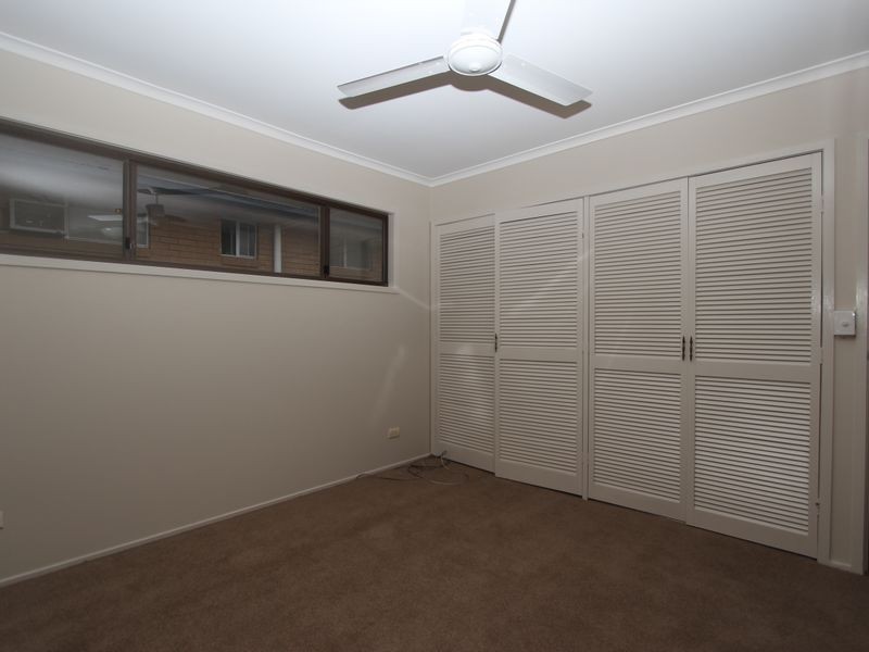 55 Victor Avenue, Paradise Point QLD 4216