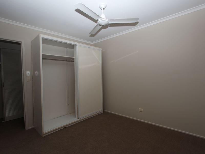 55 Victor Avenue, Paradise Point QLD 4216