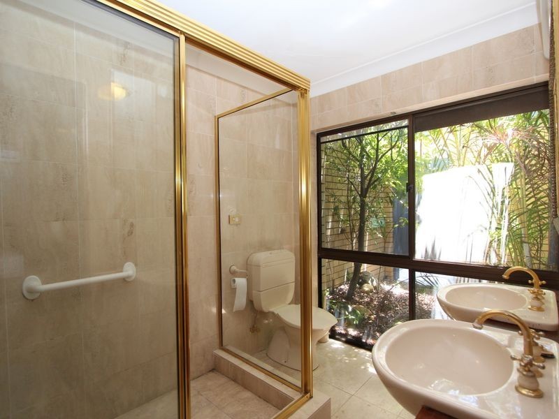 20 Drysdale Place, Paradise Point QLD 4216