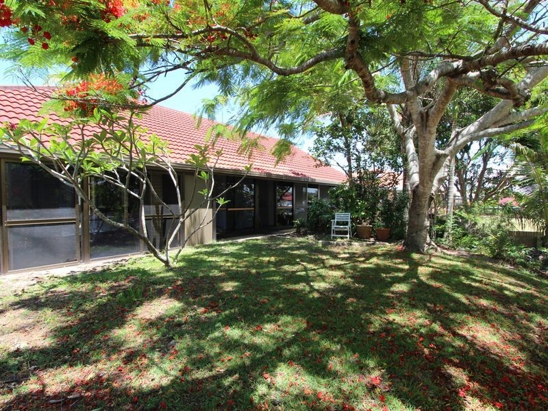 20 Drysdale Place, Paradise Point QLD 4216
