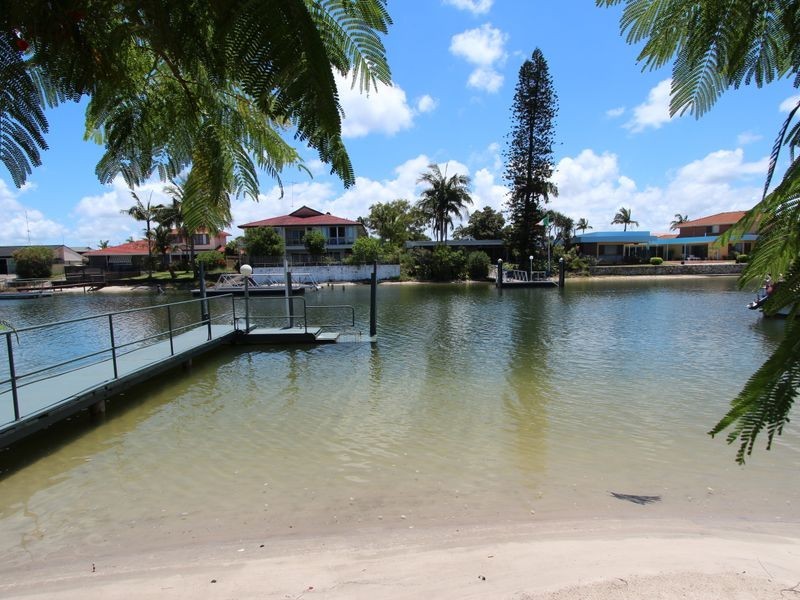 20 Drysdale Place, Paradise Point QLD 4216