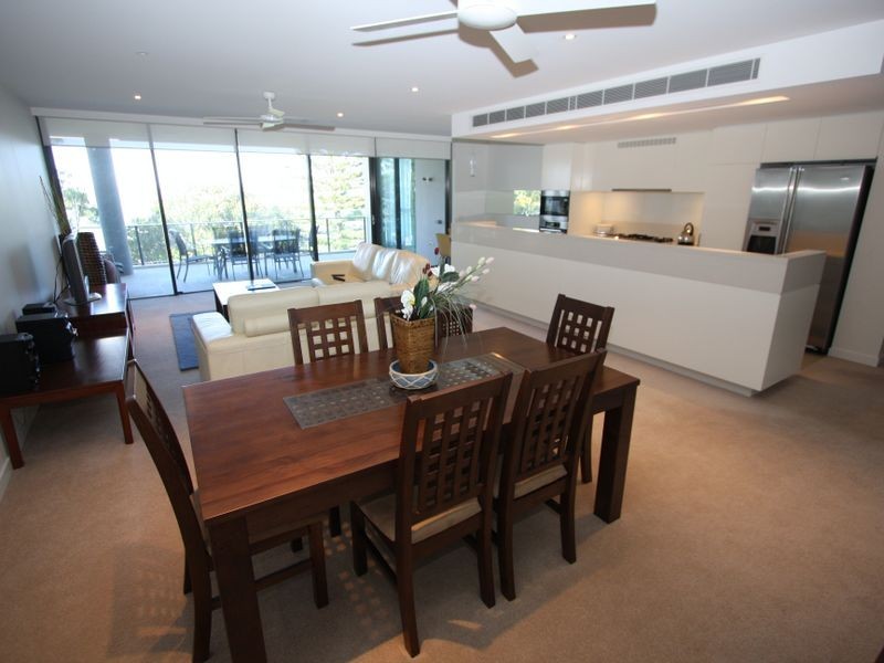 7303/323 Bayview Street, Hollywell QLD 4216