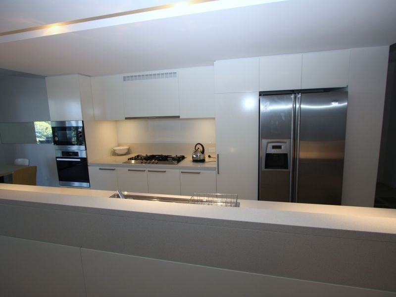 7303/323 Bayview Street, Hollywell QLD 4216