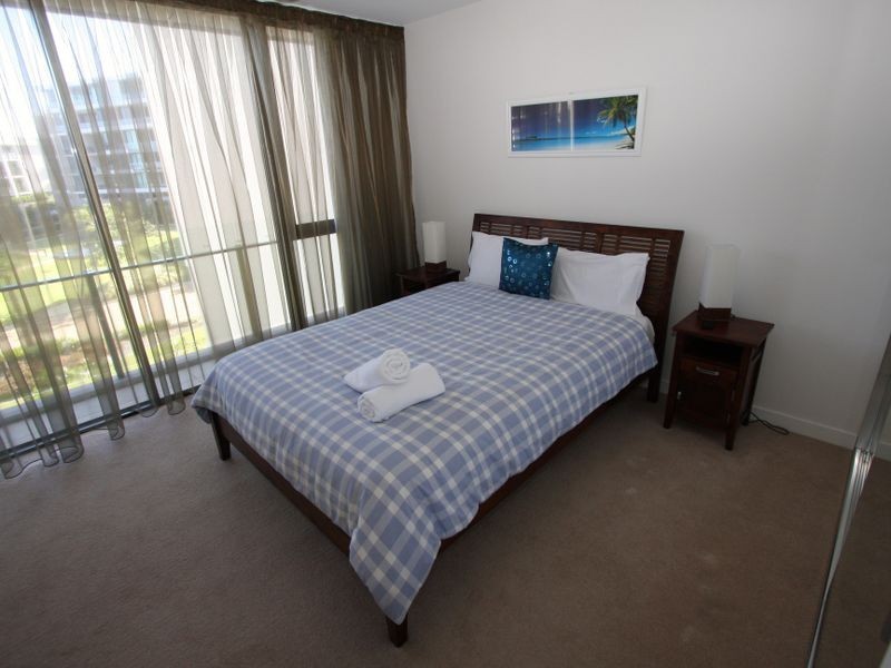 7303/323 Bayview Street, Hollywell QLD 4216