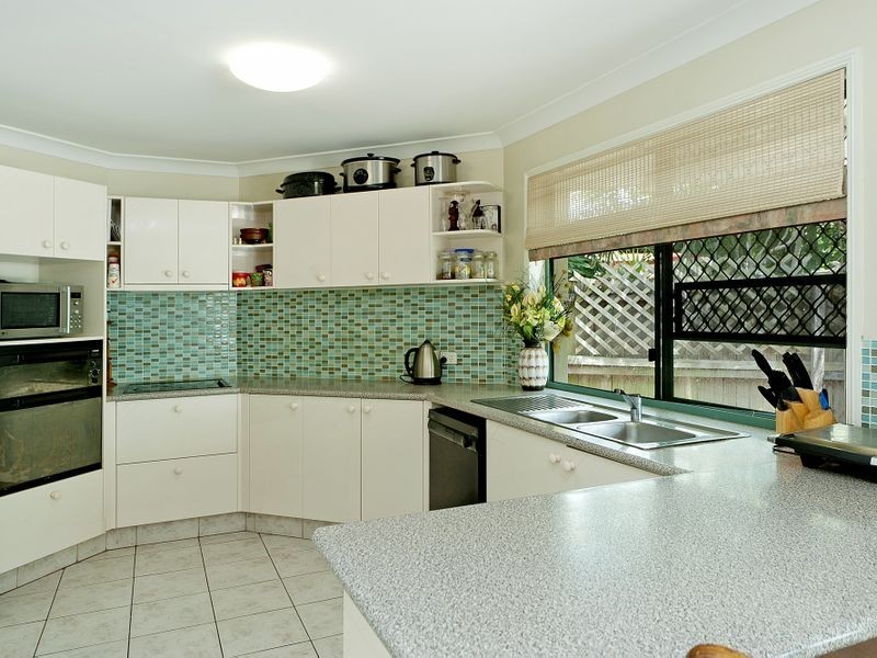 145 Monterey Keys Drive, Helensvale QLD 4212