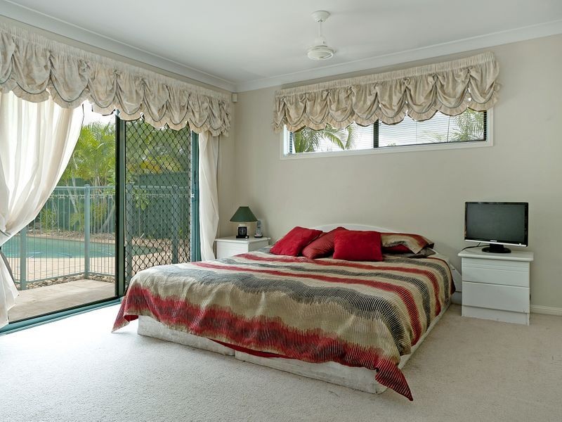 145 Monterey Keys Drive, Helensvale QLD 4212