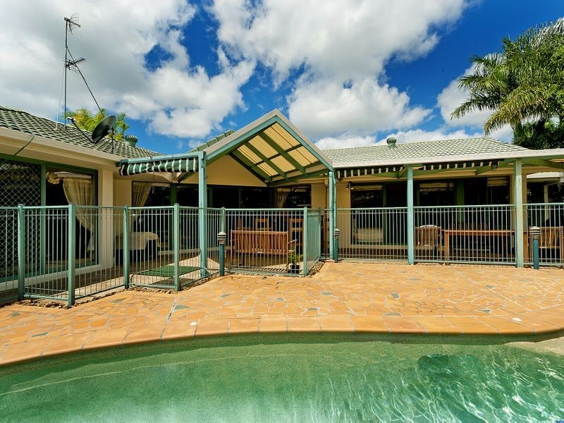145 Monterey Keys Drive, Helensvale QLD 4212