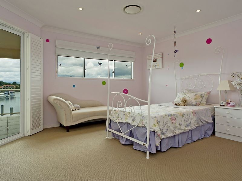 2134 Beaufort Way, Hope Island QLD 4212