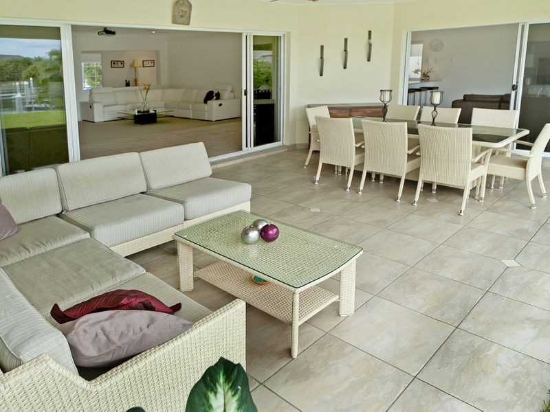 2134 Beaufort Way, Hope Island QLD 4212