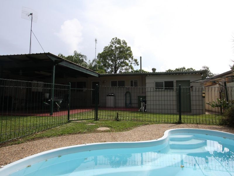 35 Allinga Street, Coombabah QLD 4216