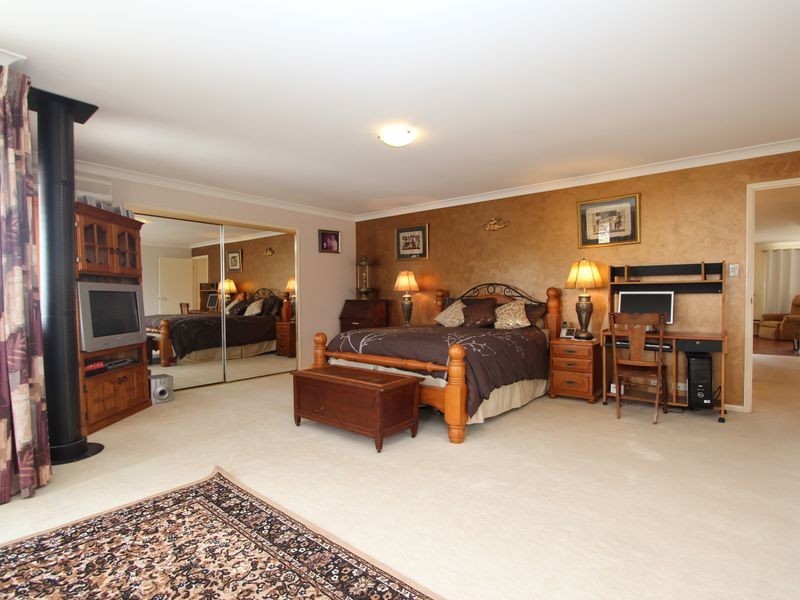 42 Parkwater Terrace, Helensvale QLD 4212