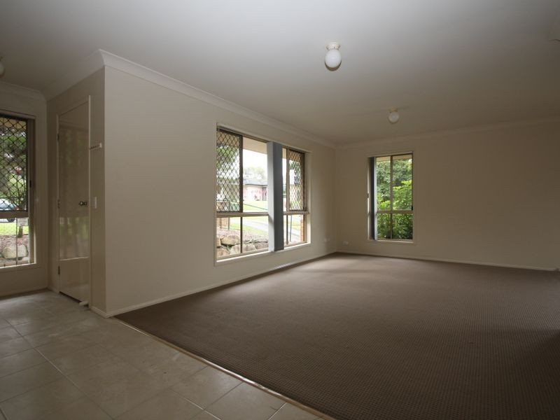 2 Meadowvale Street, Oxenford QLD 4210