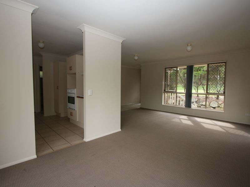 2 Meadowvale Street, Oxenford QLD 4210