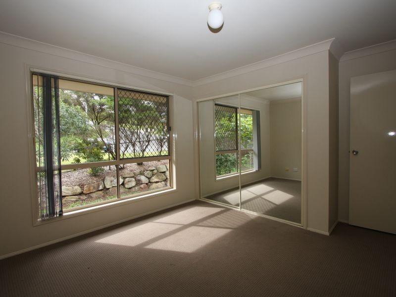 2 Meadowvale Street, Oxenford QLD 4210