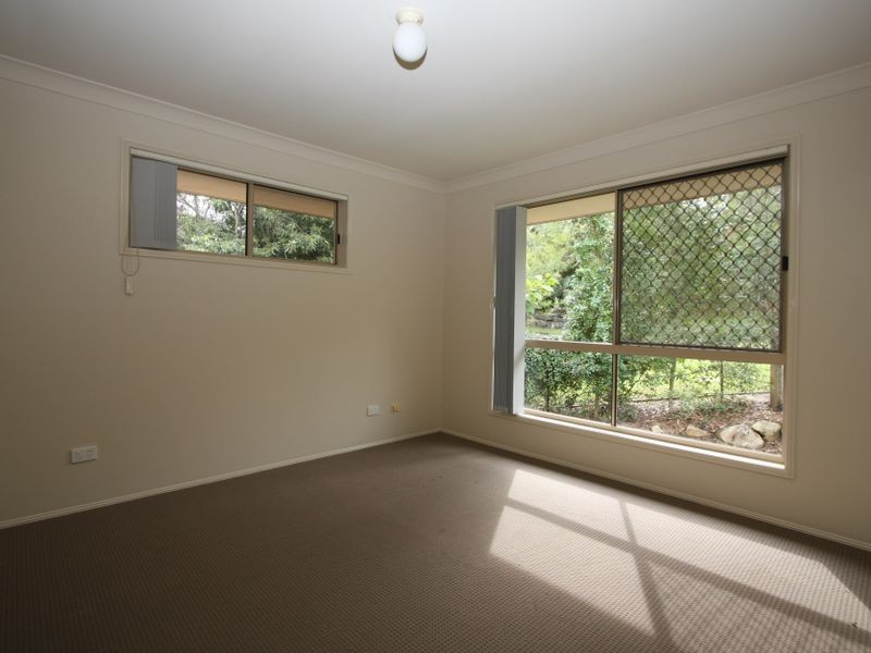 2 Meadowvale Street, Oxenford QLD 4210