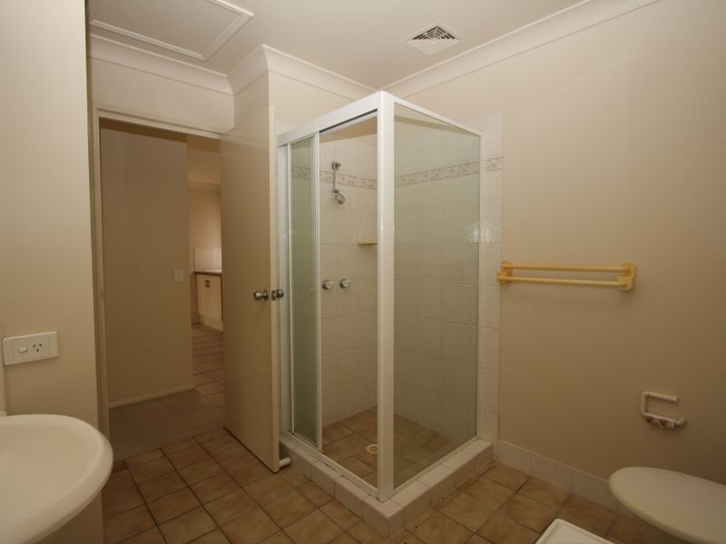 2 Meadowvale Street, Oxenford QLD 4210