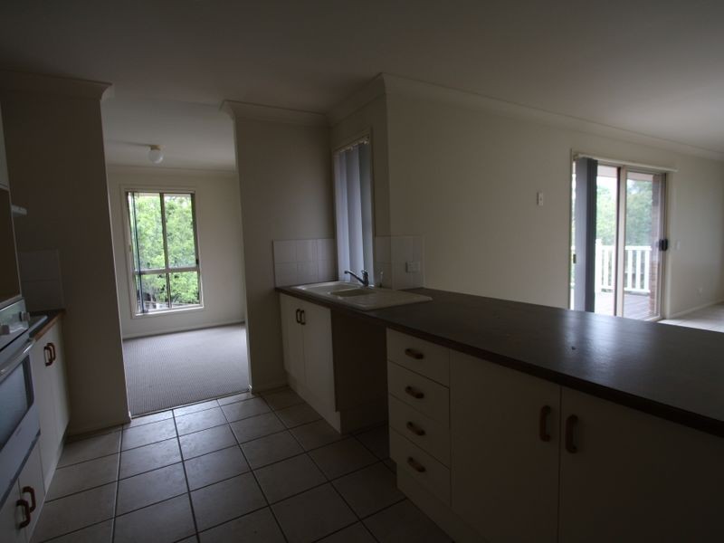 2 Meadowvale Street, Oxenford QLD 4210