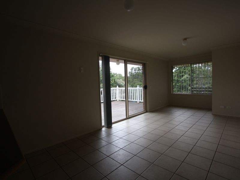 2 Meadowvale Street, Oxenford QLD 4210