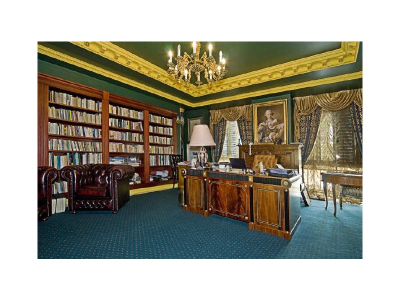 Sovereign Islands QLD 4216