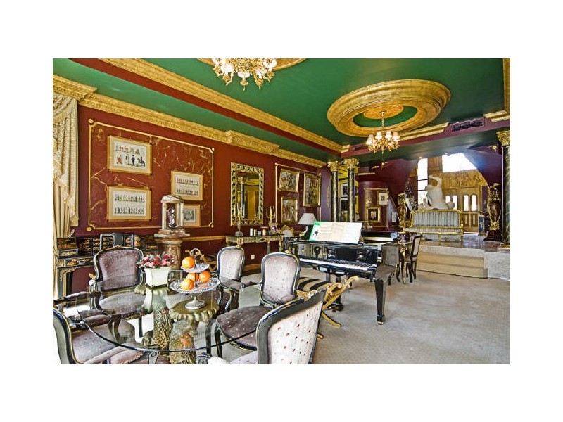 Sovereign Islands QLD 4216