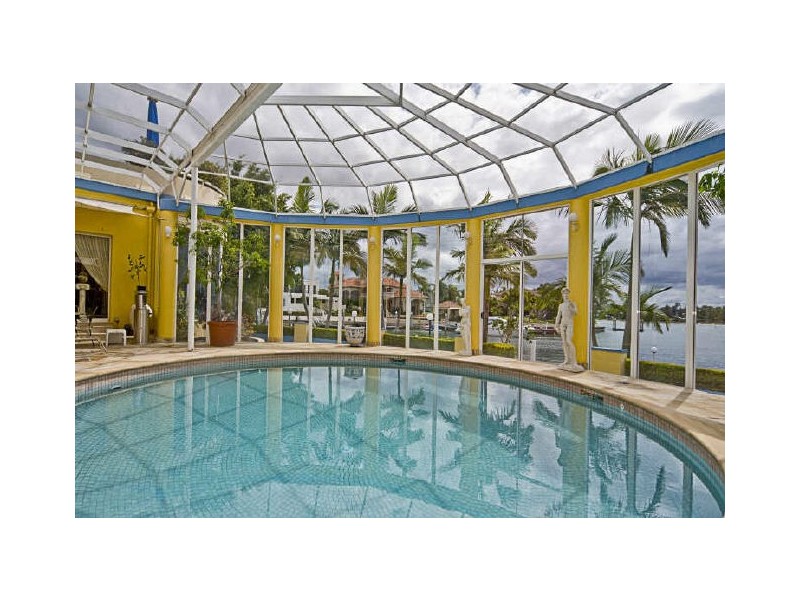 Sovereign Islands QLD 4216