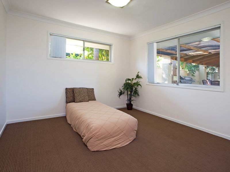 35 Clam Street, Runaway Bay QLD 4216