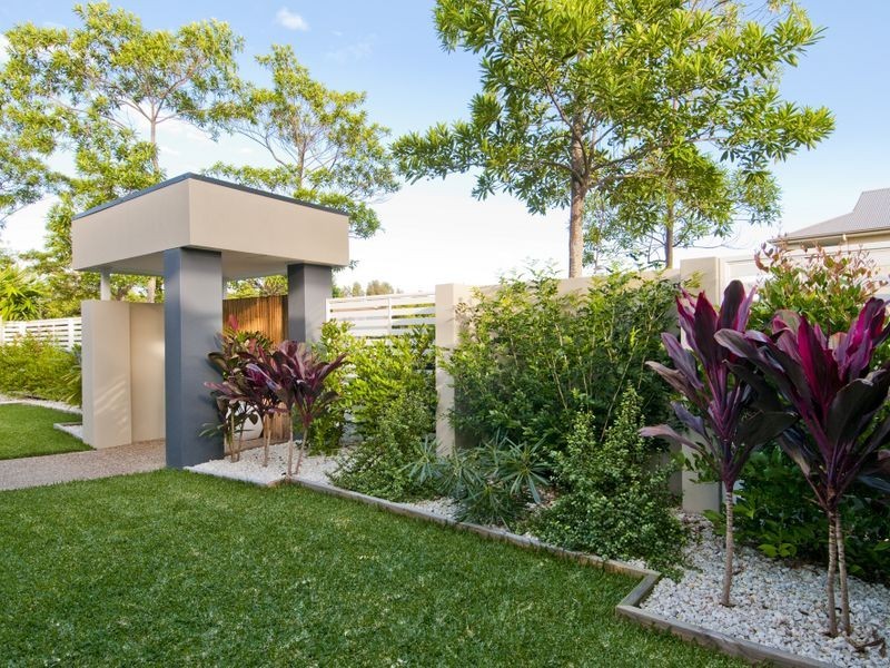 3 Onshore Place, Helensvale QLD 4212