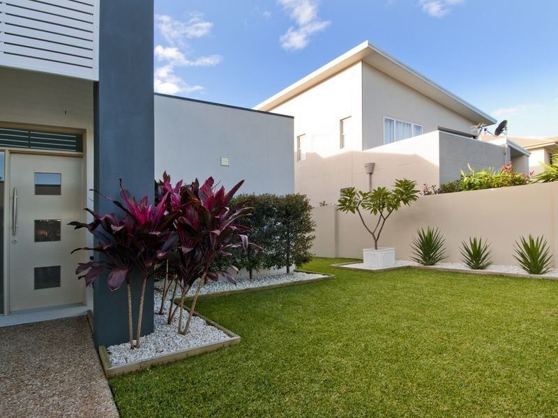 3 Onshore Place, Helensvale QLD 4212