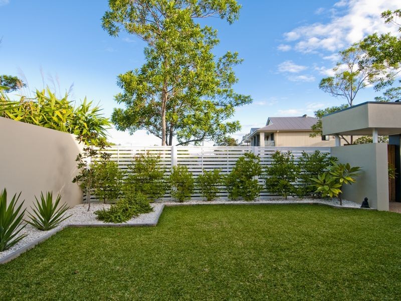 3 Onshore Place, Helensvale QLD 4212