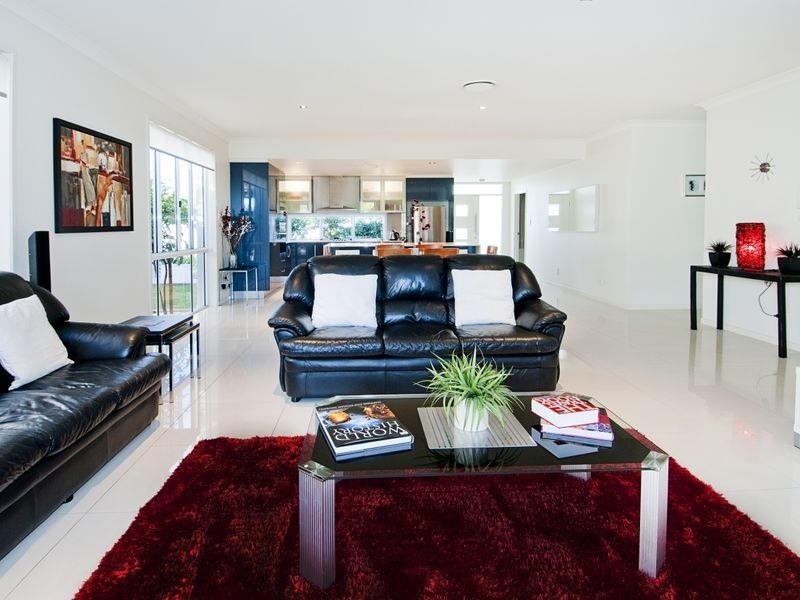 3 Onshore Place, Helensvale QLD 4212