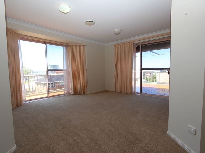 8/7 Esplanade West, Paradise Point QLD 4216