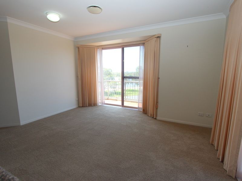 8/7 Esplanade West, Paradise Point QLD 4216