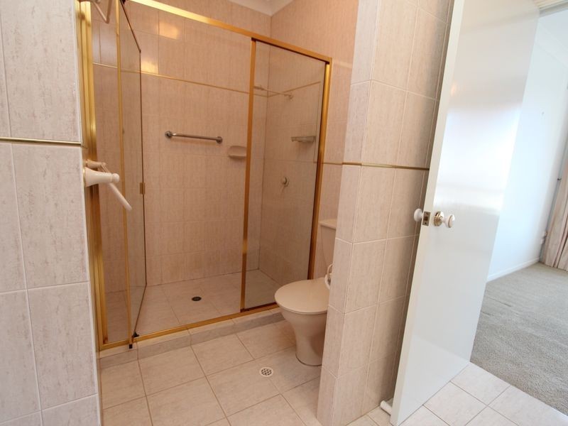 8/7 Esplanade West, Paradise Point QLD 4216
