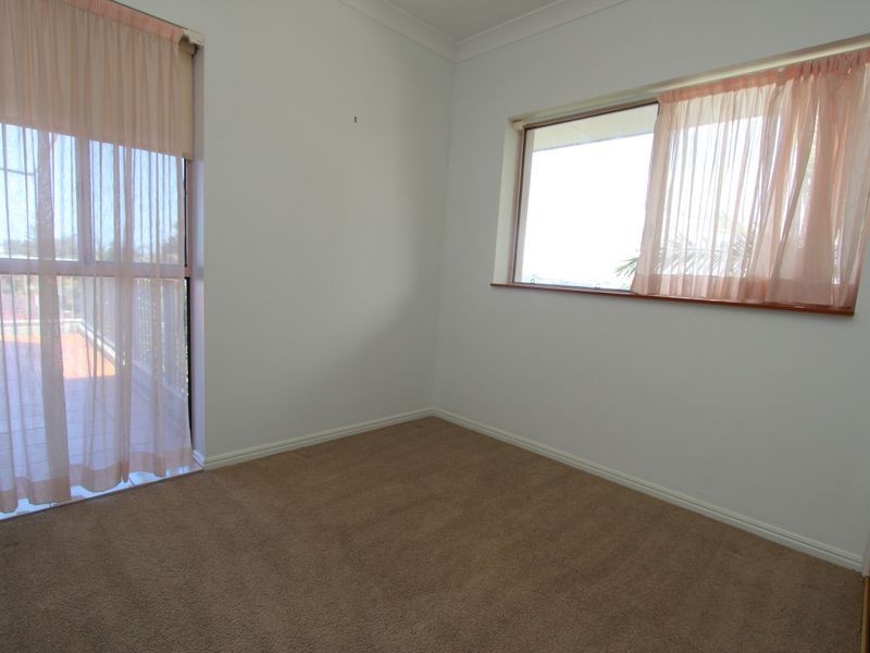 8/7 Esplanade West, Paradise Point QLD 4216