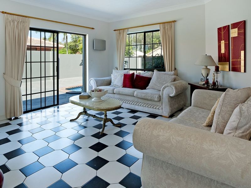 101 Columbus Drive, Hollywell QLD 4216