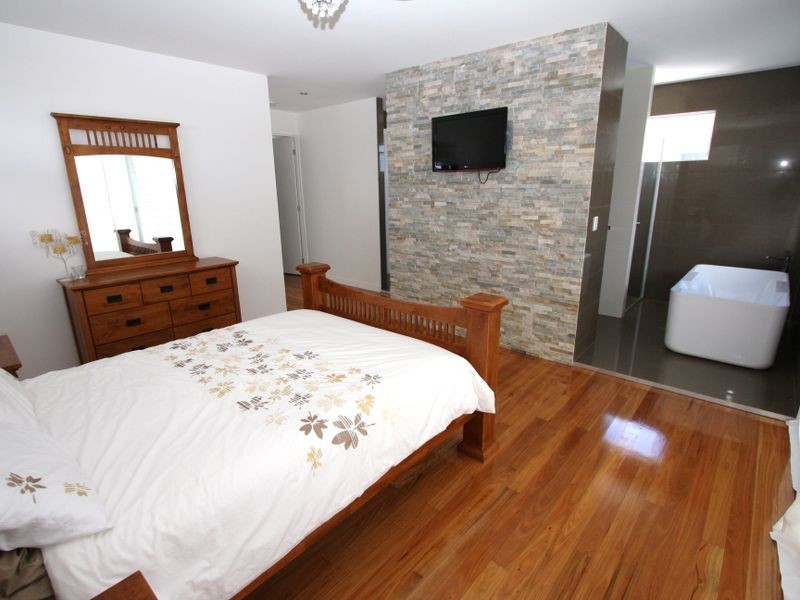 35 North Quay Drive, Biggera Waters QLD 4216