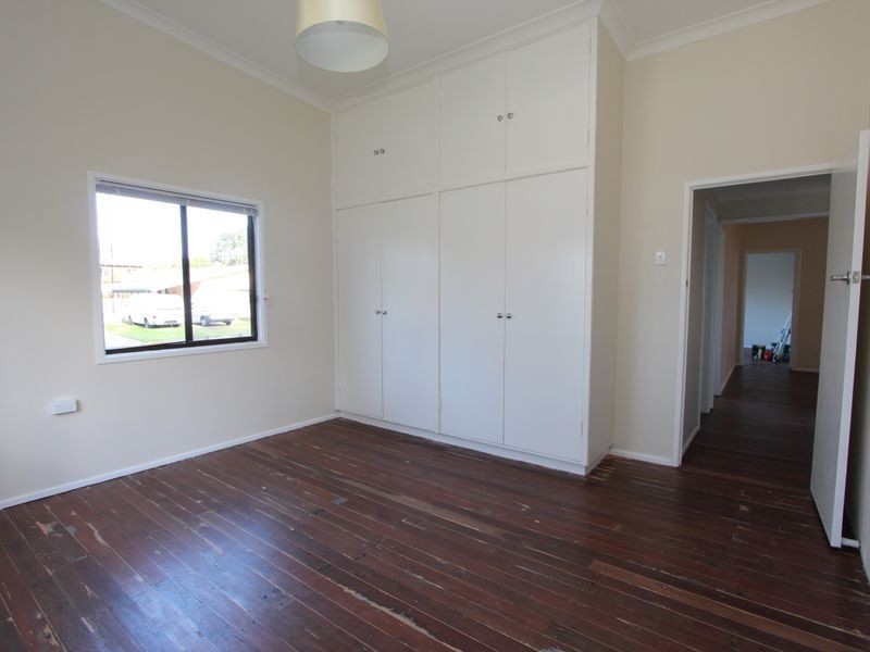 57 The Esplanade, Coombabah QLD 4216