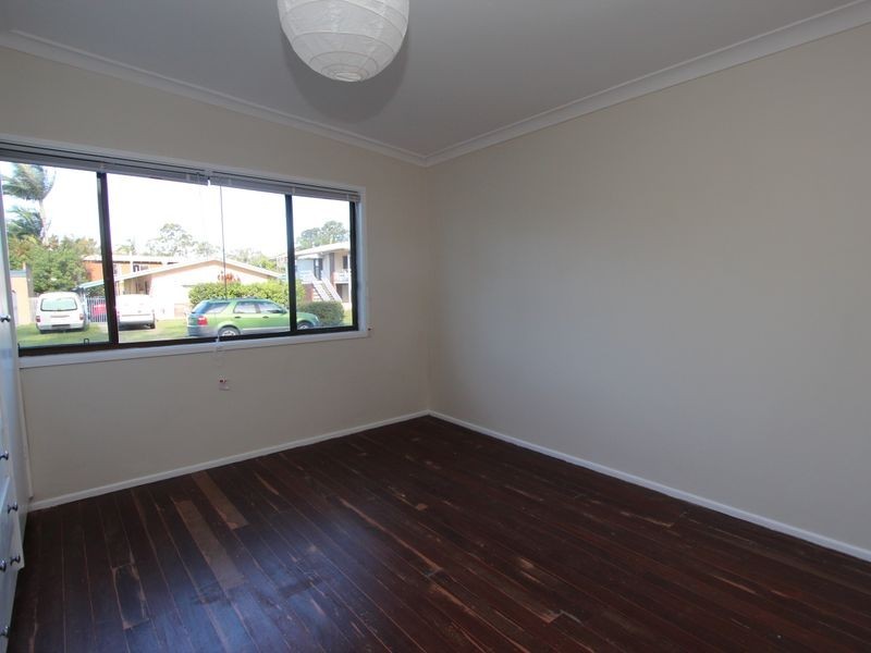 57 The Esplanade, Coombabah QLD 4216