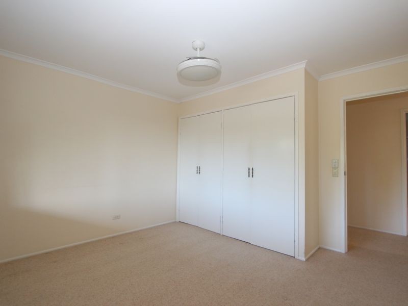 16 Victor Avenue, Paradise Point QLD 4216