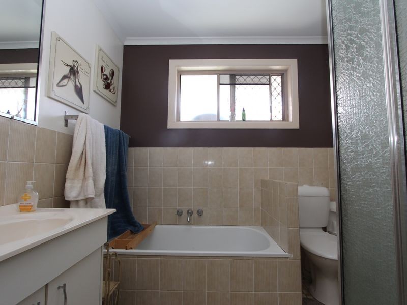 1/12 Possum Crescent, Coombabah QLD 4216