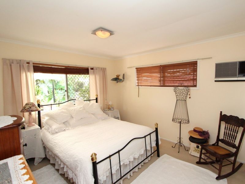 69 Jacaranda Avenue, Hollywell QLD 4216