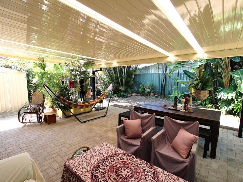 69 Jacaranda Avenue, Hollywell QLD 4216